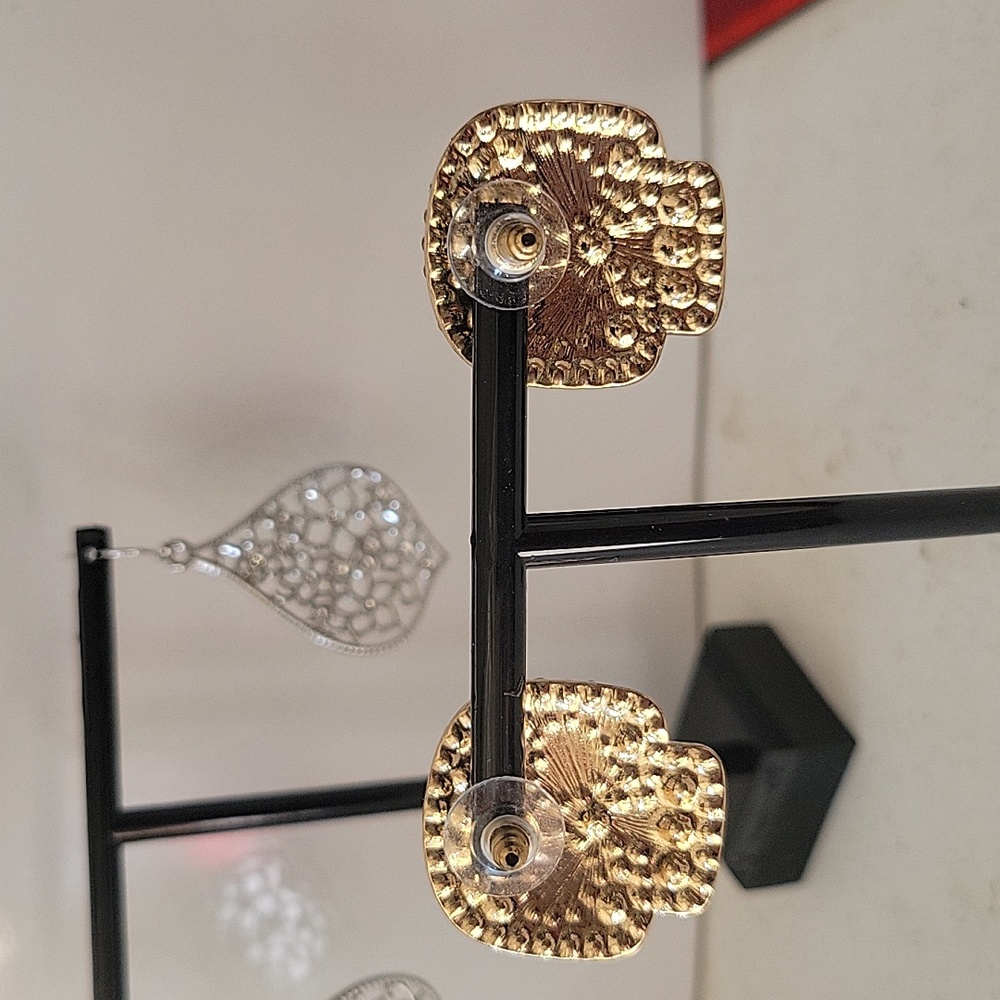Costume Pair of earrings - Picture 3 of 5